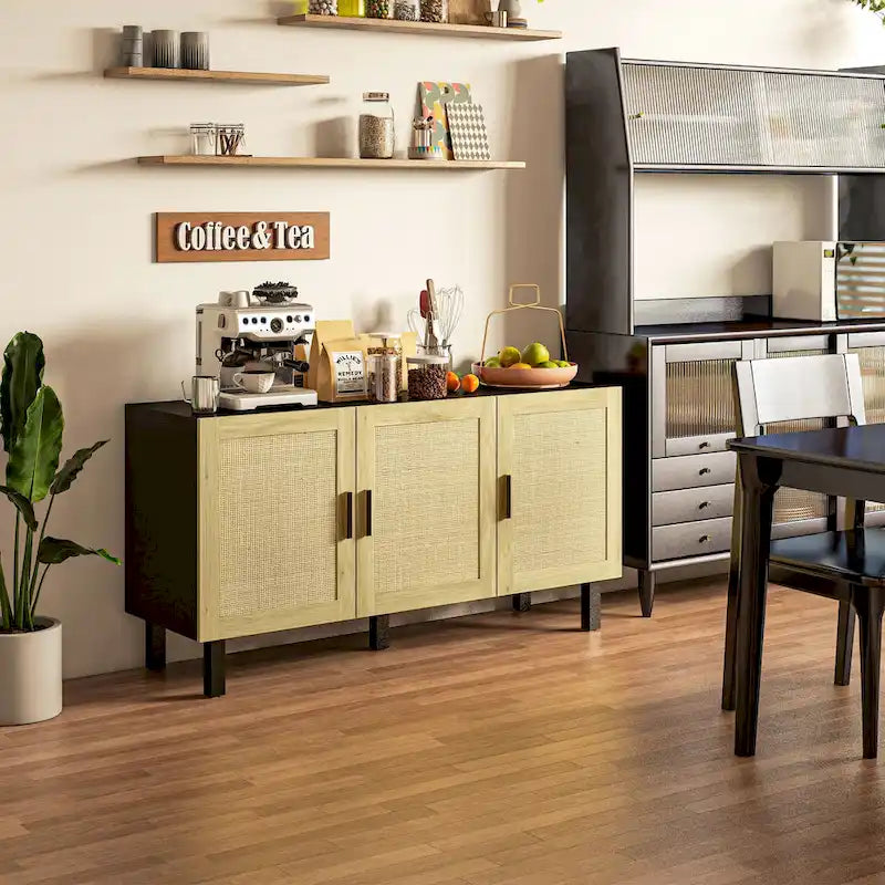 Buffet de rangement bohème à portes en rotin avec étagères réglables, noir et naturel